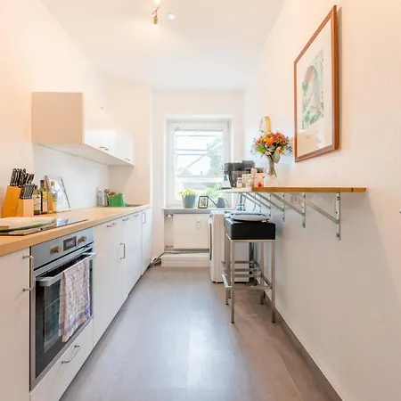 Apartment Awesome - Urban Jungle Zentral, Wilhelmshoehe *