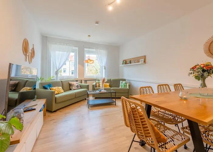 Urban Jungle Wilhelmshoehe By Awesome Lägenhet